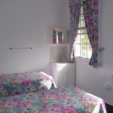 بريدج تاون Beach Guest House Cleverdale المظهر الخارجي الصورة