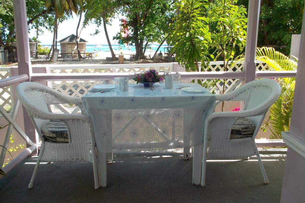 بريدج تاون Beach Guest House Cleverdale المظهر الخارجي الصورة